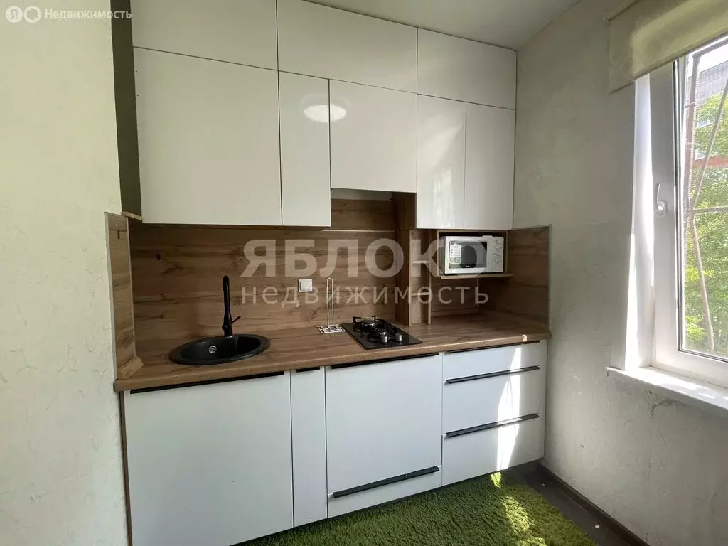 1-комнатная квартира: Березники, Комсомольская улица, 5 (34 м) - Фото 1