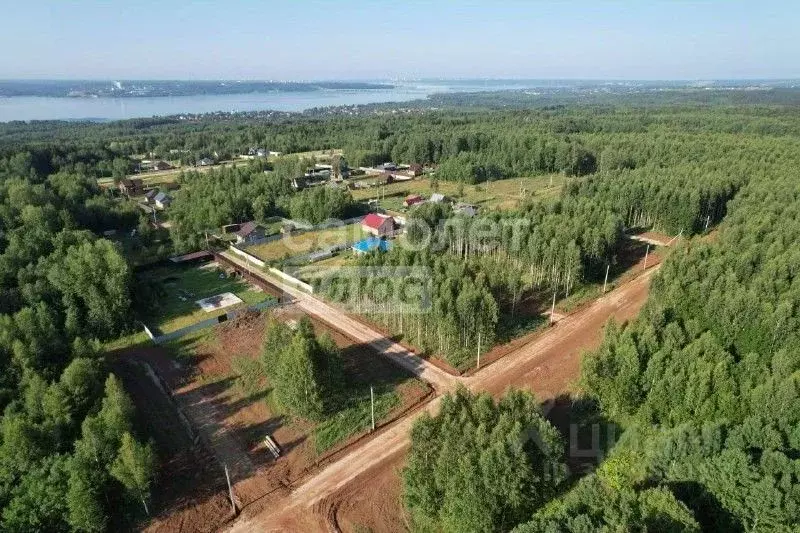 Участок в Пермский край, Добрянский городской округ, д. Залесная ул. ... - Фото 0