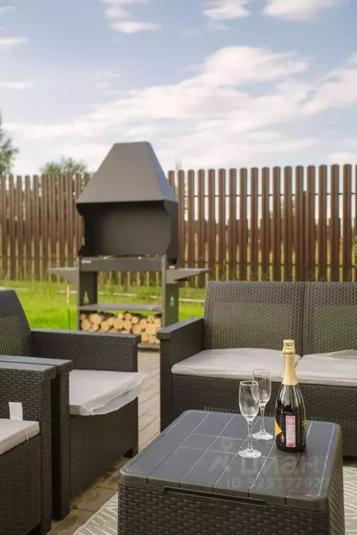 Коттедж в Ярославская область, Ярославский муниципальный округ, д. ... - Фото 1