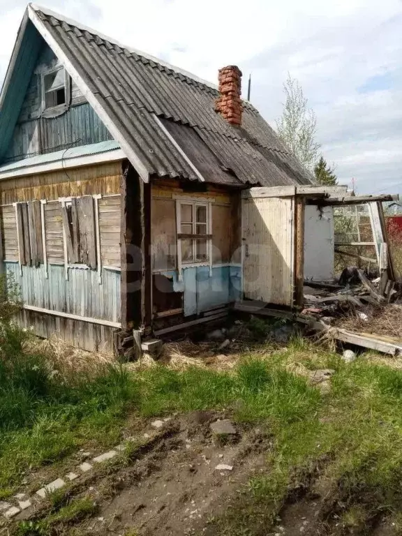 Дом в Ленинградская область, Киришский район, Кусинское с/пос, Чайка ... - Фото 1