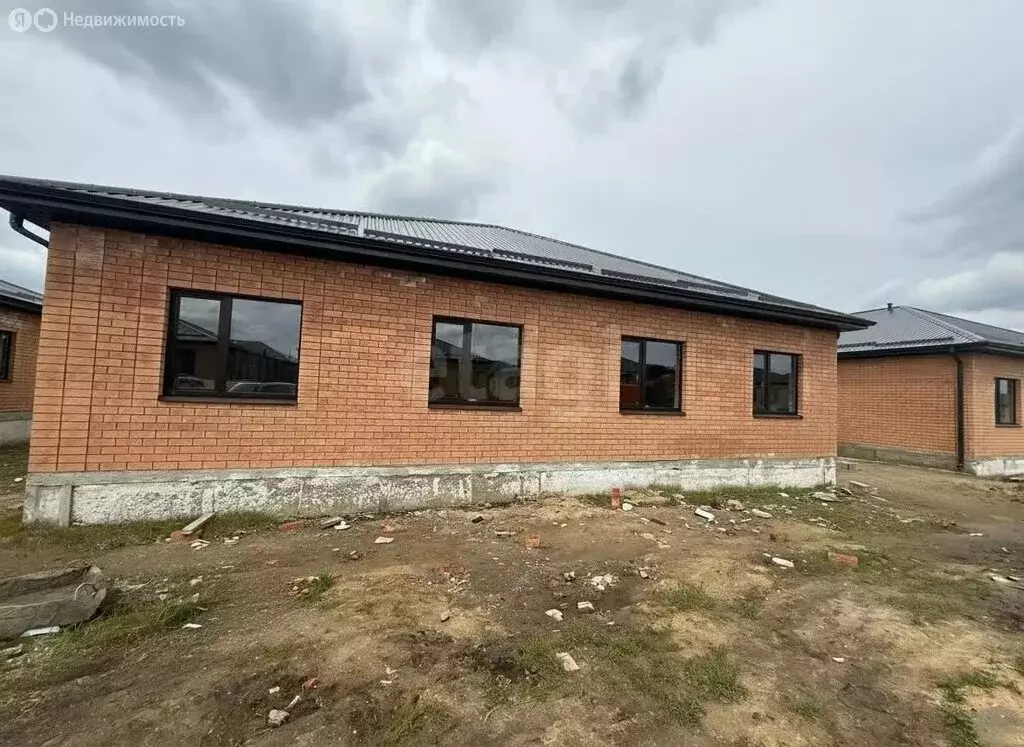 Дом в Михайловск, улица Павла Нахимова (100 м) - Фото 1