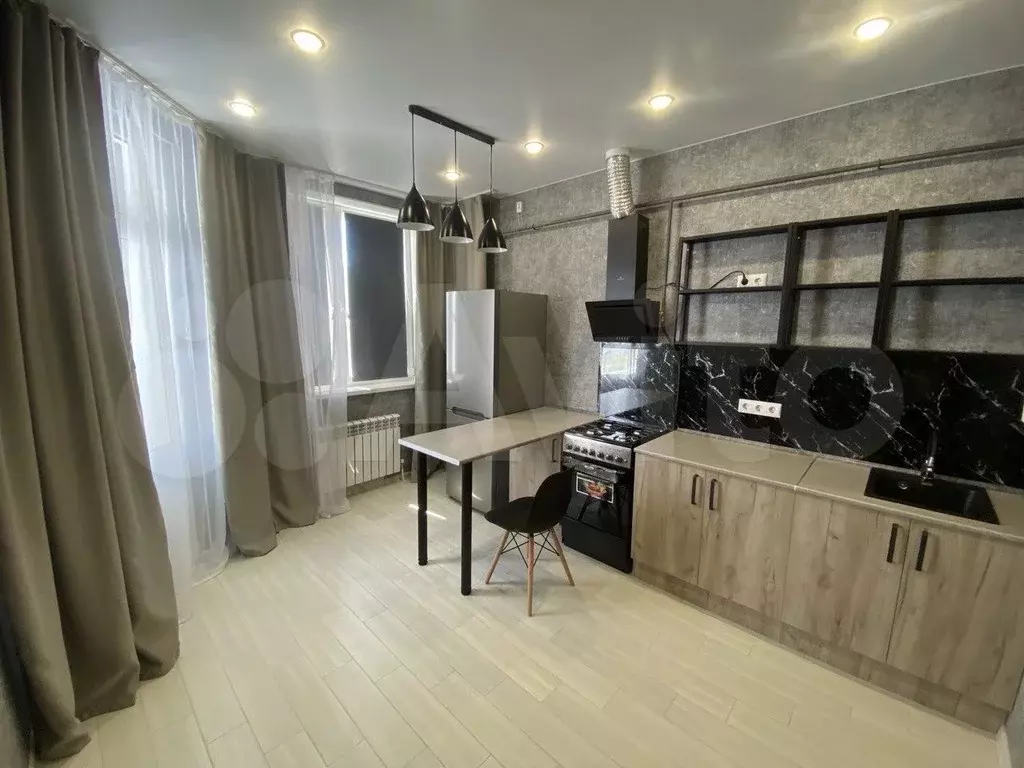 1-к. квартира, 40 м, 2/4 эт. - Фото 0