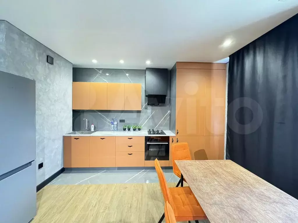 2-к. квартира, 58 м, 2/9 эт. - Фото 0