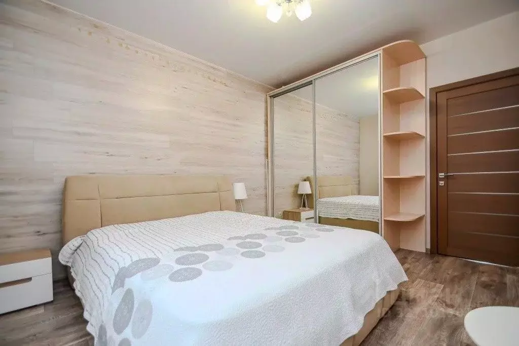 2-к кв. Омская область, Омск ул. 3-я Енисейская, 32/2 (58.4 м) - Фото 2