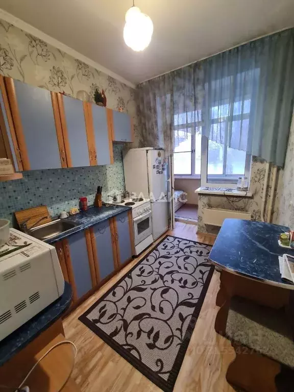 2-к кв. Алтайский край, Бийск Стахановская ул., 2/4 (39.2 м) - Фото 0