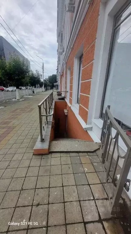 Торговая площадь в Краснодарский край, Армавир ул. Кирова, 56 (500 м) - Фото 1