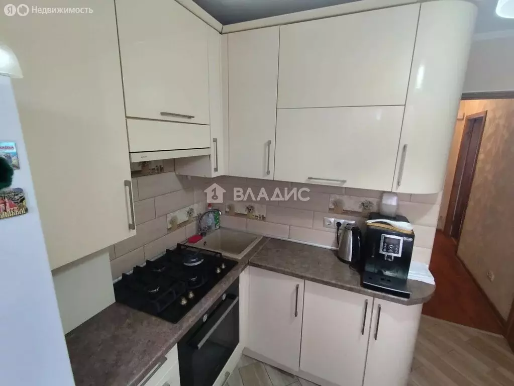 3-комнатная квартира: Калининград, Ленинский проспект, 85А (62.1 м) - Фото 2