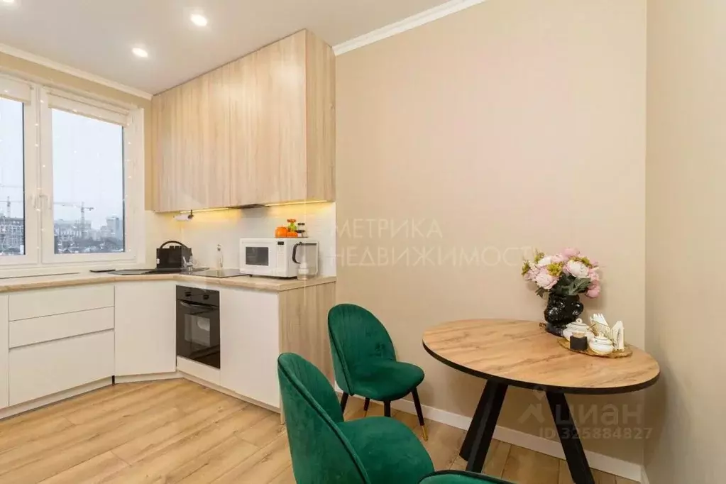 2-к кв. Тюменская область, Тюмень ул. 2-я Луговая, 24к2 (63.0 м) - Фото 1