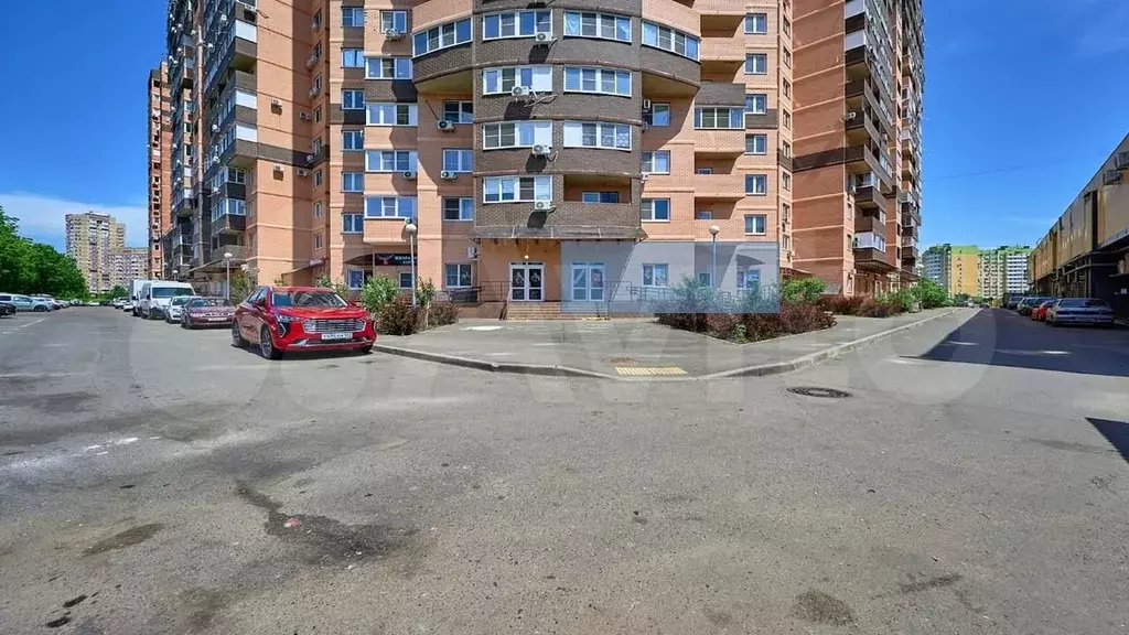 Торговое помещение на въезде в жилой массив - Фото 1