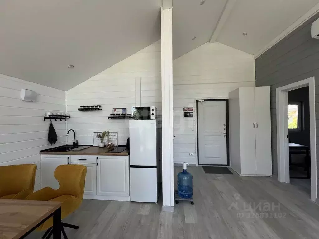 Дом в Тюменская область, Тюмень Южная ул. (52 м) - Фото 1