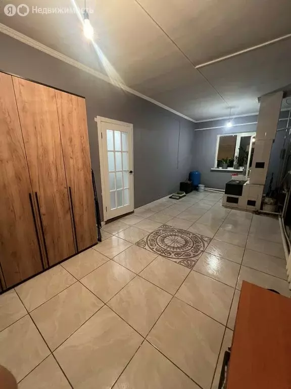 Дом в Кызыл, Заречная улица (121 м) - Фото 1