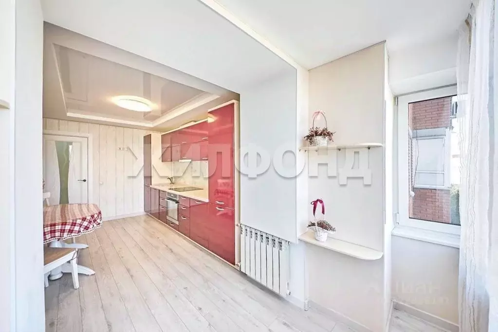 3-к кв. Томская область, Томск ул. Матросова, 3 (80.0 м) - Фото 2