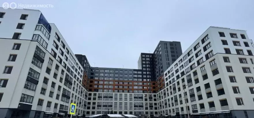 1-комнатная квартира: Тюмень, микрорайон Зарека, улица Лермонтова, 8А ... - Фото 0