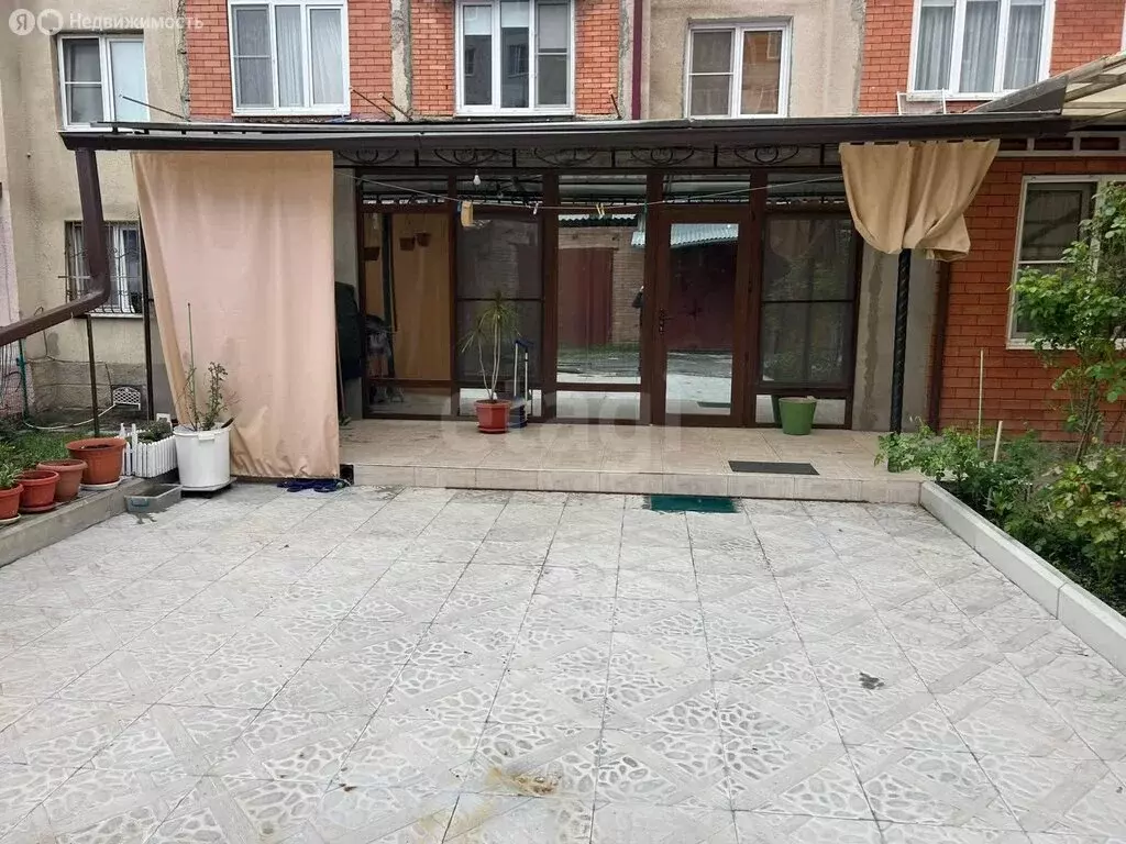 3-комнатная квартира: Владикавказ, Владикавказская улица, 43к1 (80 м) - Фото 1