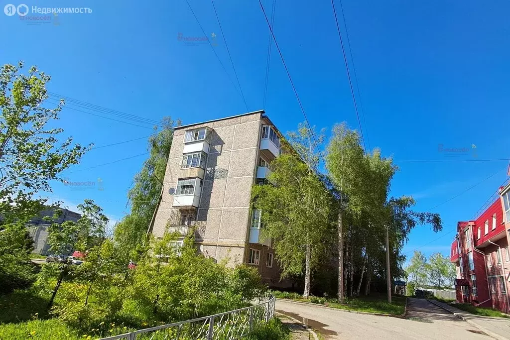 1-комнатная квартира: Ревда, улица Энгельса, 49 (32 м) - Фото 1