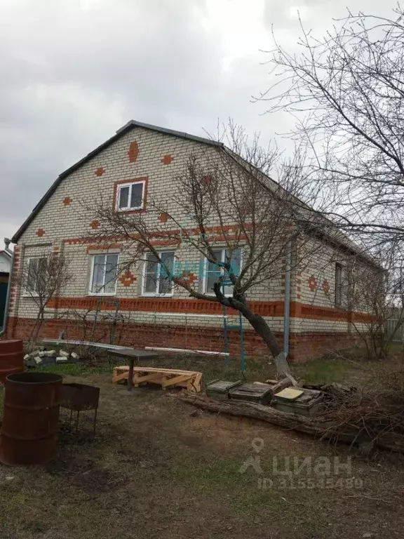 Дом в Белгородская область, Старооскольский городской округ, с. ... - Фото 0