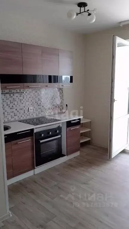 1-к кв. Тюменская область, Тюмень ул. Парада Победы, 9 (27.0 м) - Фото 1