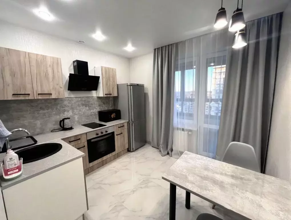 1-к кв. Татарстан, Казань ул. Александра Курынова, 4 (36.0 м) - Фото 1