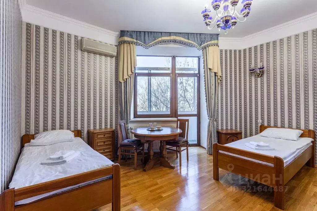 Комната Москва Чистопрудный бул., 11С1 - Фото 2