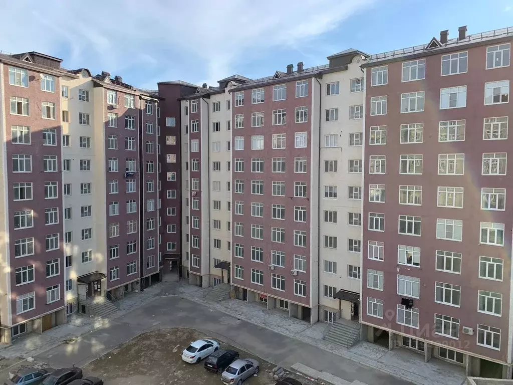 2-к кв. Дагестан, Махачкала ул. Шелковая, 13А (68.0 м) - Фото 0