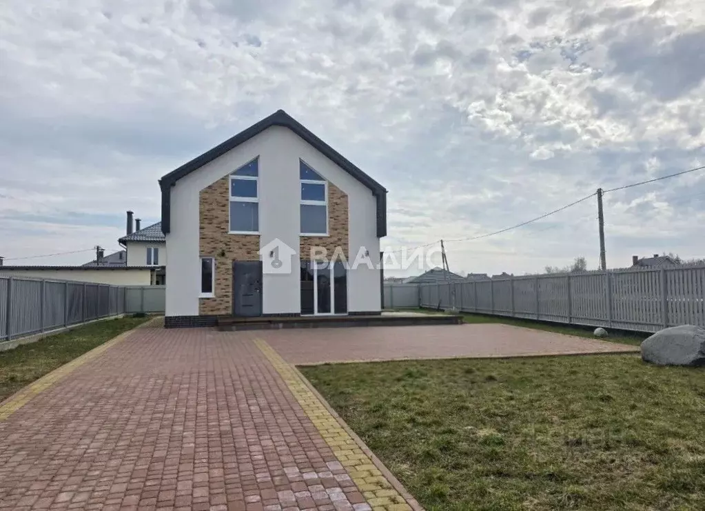 Дом в Калининградская область, Гурьевский муниципальный округ, пос. ... - Фото 2