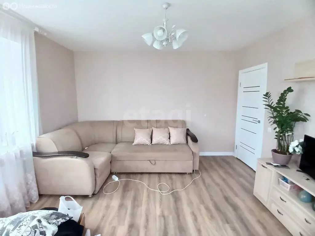 2-комнатная квартира: Чебоксары, улица Афанасьева, 14к1 (68.2 м) - Фото 1