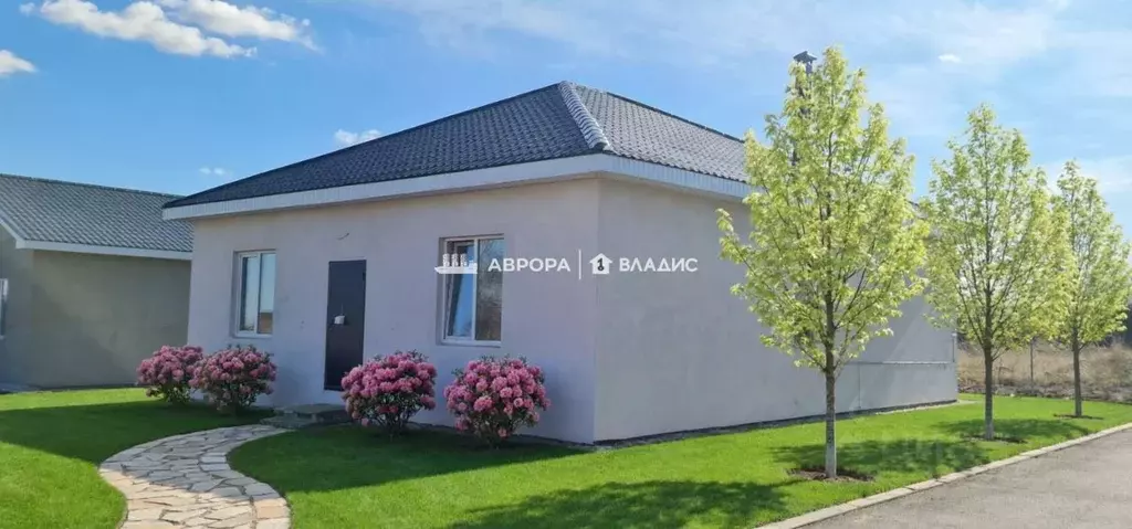 Дом в Челябинская область, Магнитогорск ул. Купеческая, 7 (100 м) - Фото 1