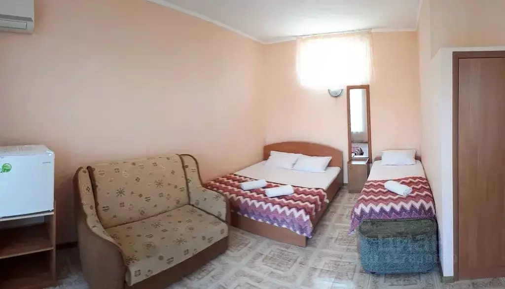 Комната Крым, Евпатория городской округ, Заозерное пгт ул. Молодежная, ... - Фото 0
