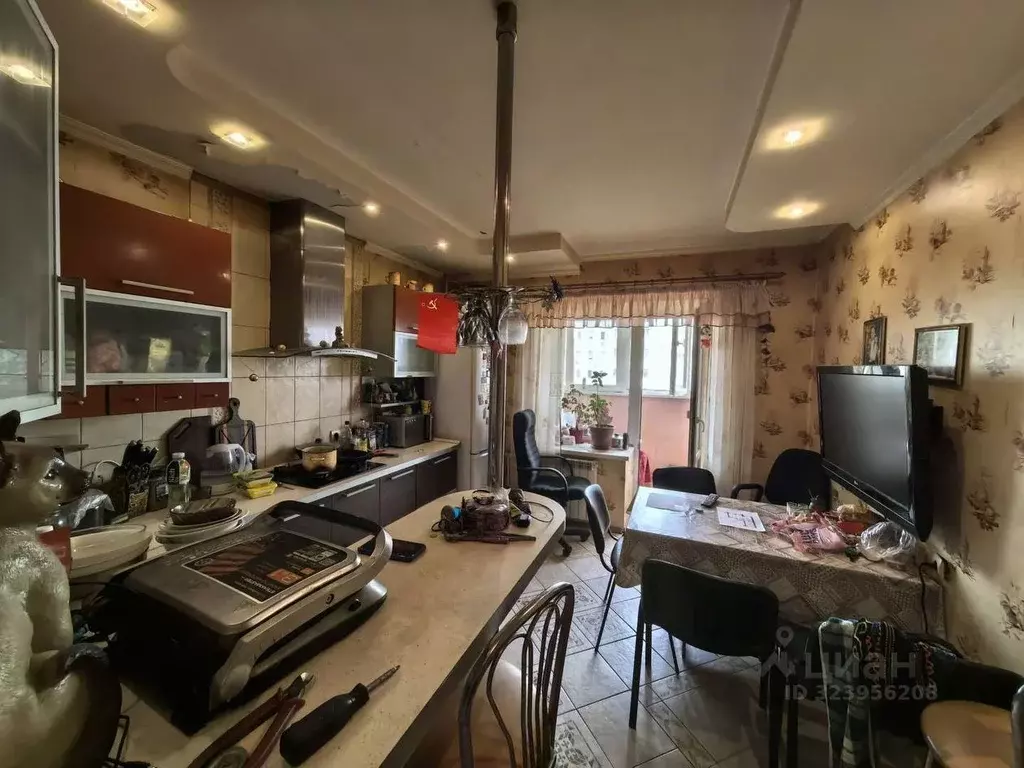 3-к кв. Белгородская область, Белгород ул. Щорса, 55 (106.9 м) - Фото 1