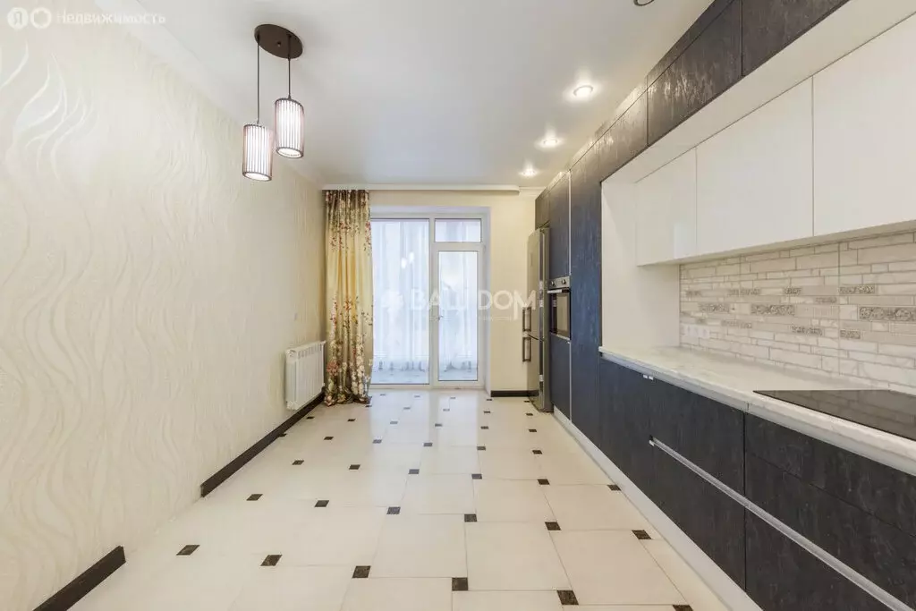 3-комнатная квартира: Брянск, улица Дуки, 75 (91 м) - Фото 2