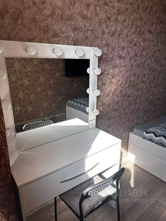 2-к кв. Самарская область, Тольятти бул. 50 лет Октября, 38 (46.0 м) - Фото 1