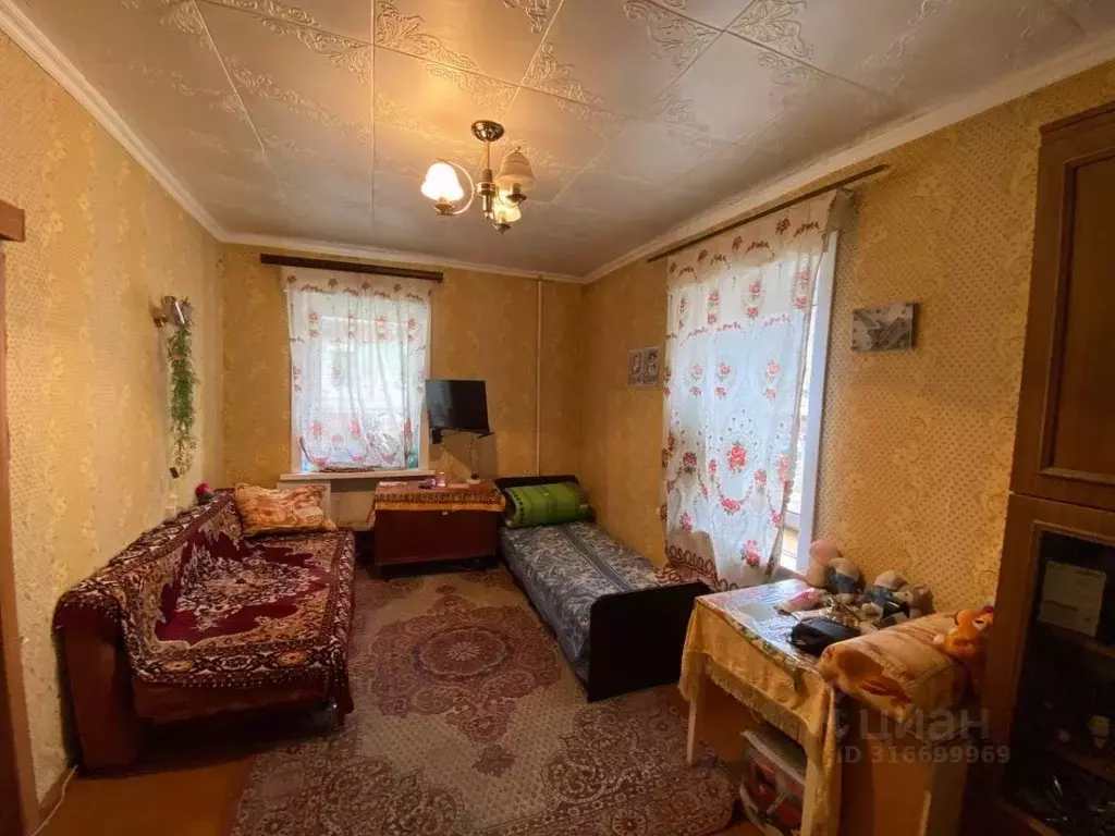 2-к кв. Кемеровская область, Междуреченск ул. Широкий Лог, 14 (39.0 м) - Фото 0