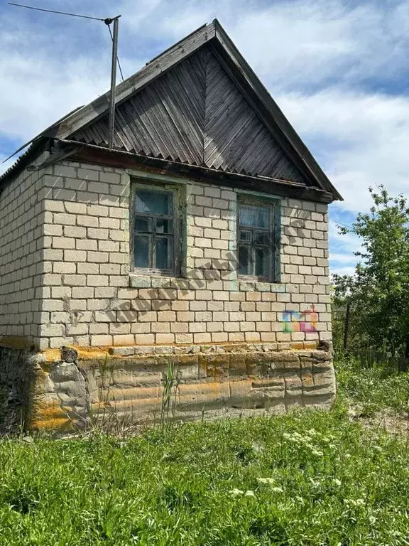 Дом в Калмыкия, Сарпинский район, пос. Кировский  (35 м) - Фото 0