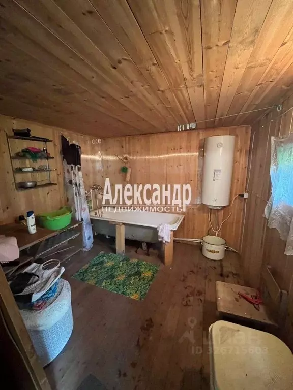 Дом в Ленинградская область, Лужский район, Мшинское с/пос, Мшинская ... - Фото 1