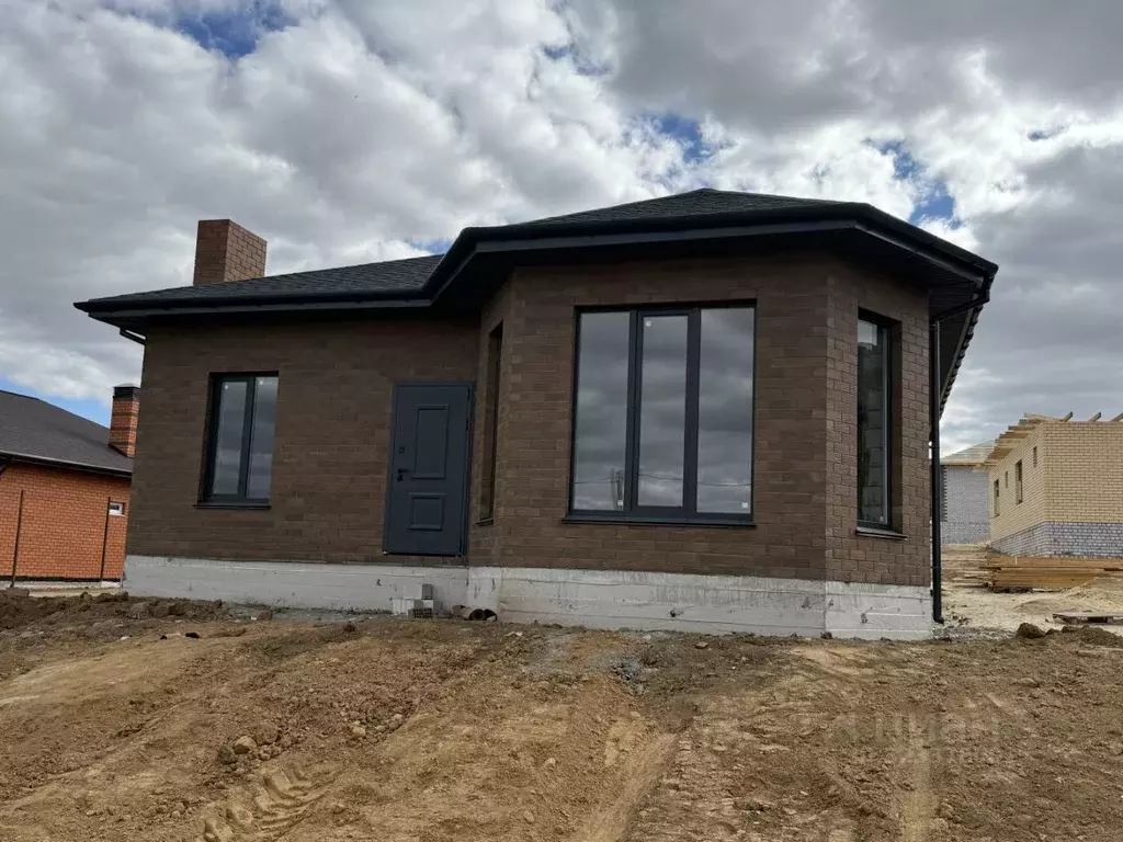 Дом в Волгоградская область, Волгоград пос. Участок ВПЭЛС, ул. ... - Фото 1