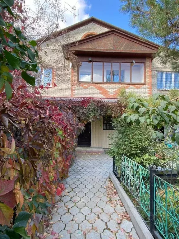 Дом в Оренбургская область, Орск пос. Елшанка, ул. Перспективная, 3 ... - Фото 1