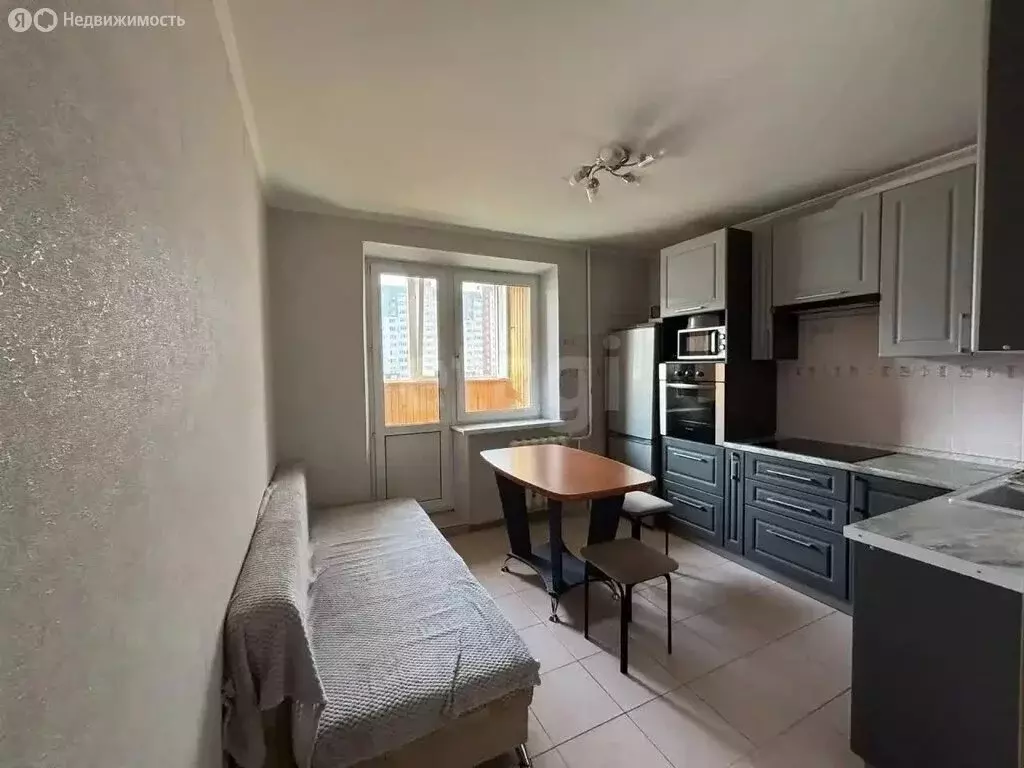 1-комнатная квартира: Тюмень, Широтная улица, 185 (44 м) - Фото 2