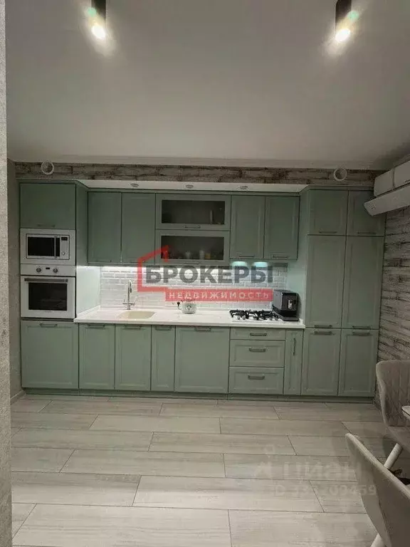 3-к кв. Севастополь ул. Николая Музыки, 25 (79.0 м) - Фото 2