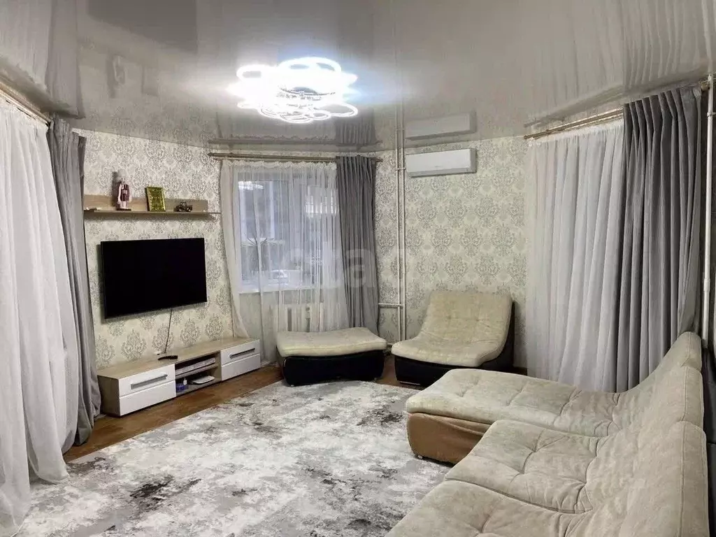 2-к кв. Татарстан, Набережные Челны ул. Аделя Кутуя, 5А (70.0 м) - Фото 0