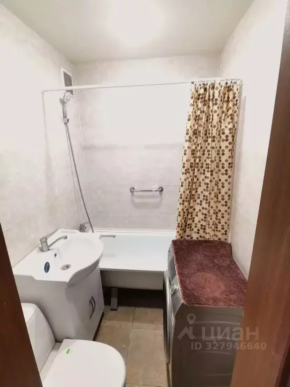 2-к кв. Воронежская область, Воронеж Московский просп., 58 (43.1 м) - Фото 1