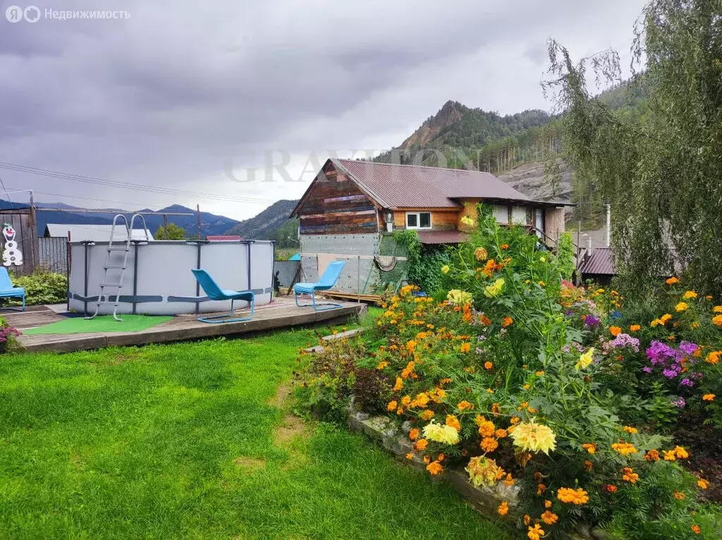 Дом в село Узнезя, улица Мартакова, 25 (100 м) - Фото 1