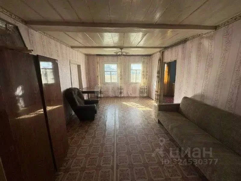 Дом в Белгородская область, Корочанский район, Бубновское с/пос, с. ... - Фото 1