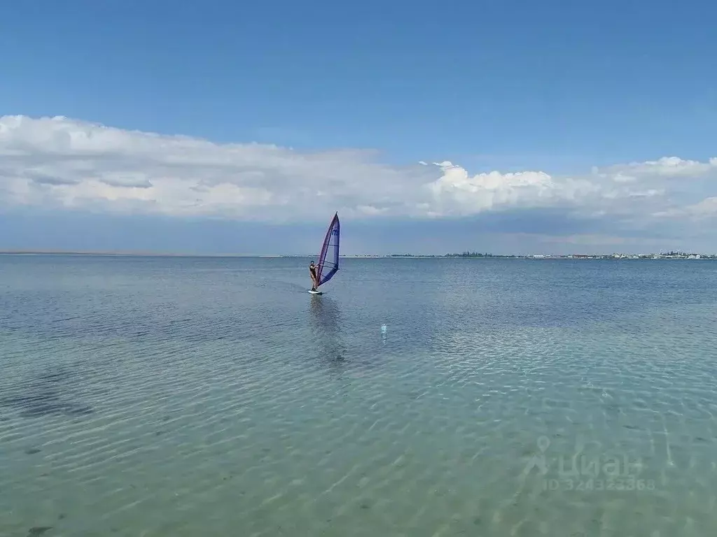 Участок в Крым, Евпатория городской округ, Новоозерное пгт, Десантник ... - Фото 2
