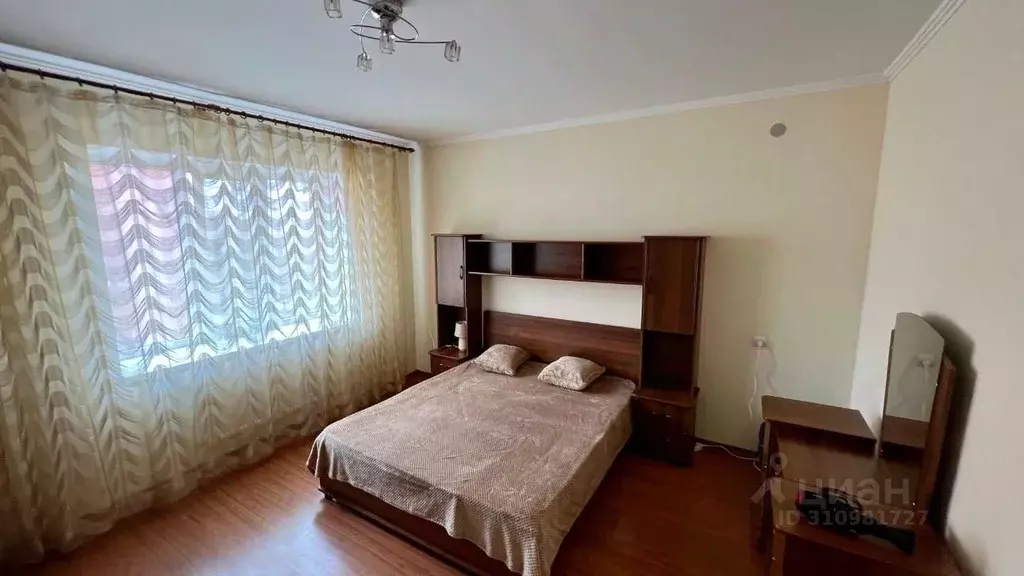 2-к кв. Ставропольский край, Пятигорск Партизанская ул., 1БК4 (70.0 м) - Фото 0