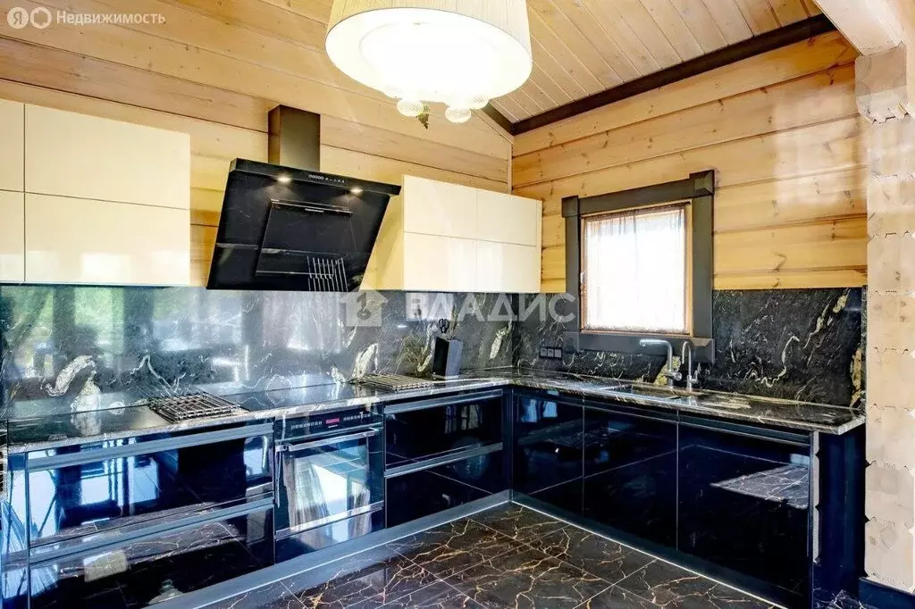 Дом в деревня Трусово, КП Истринская ривьера, 13 (420 м) - Фото 1