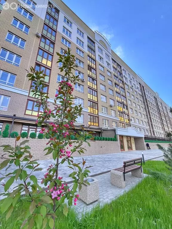 2-комнатная квартира: Брянск, улица Ульянова, 24 (69.89 м) - Фото 1