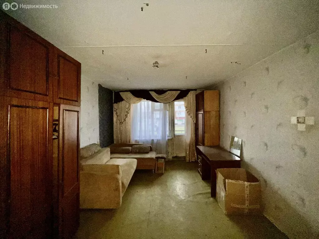 1-комнатная квартира: Белые Берега, улица Строителей, 18 (34 м) - Фото 1