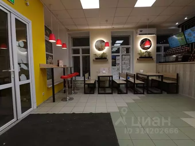 Помещение свободного назначения в Тульская область, Тула просп. ... - Фото 1