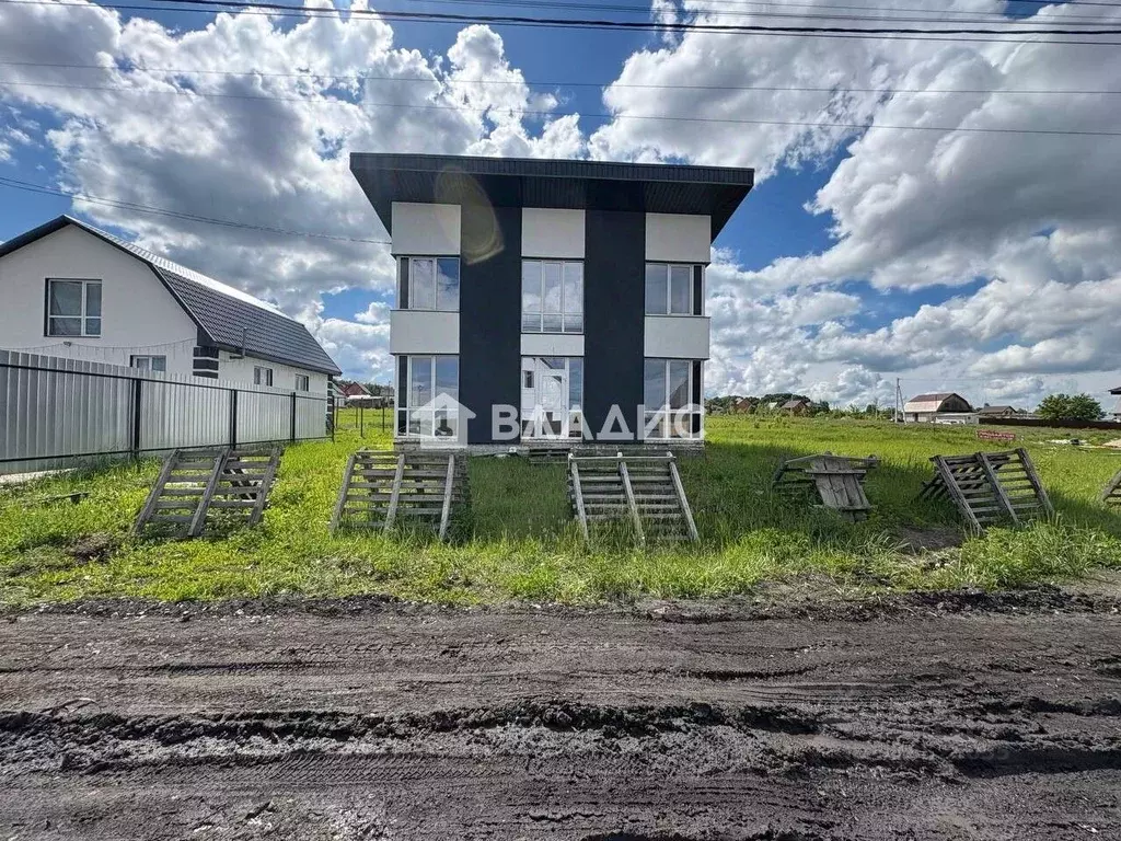 Дом в Пензенская область, с. Бессоновка ул. Фестивальная, 93 (159 м) - Фото 1