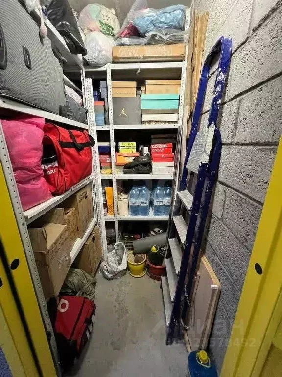 Гараж в Тюменская область, Тюмень ДОК мкр, ул. Воронинская, 45 (3 м) - Фото 1